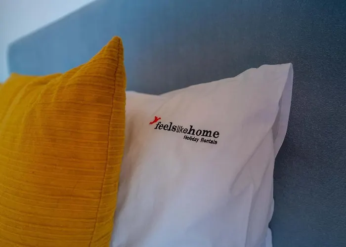 Flh Artistic With Balcony * Funchal (Madeira)